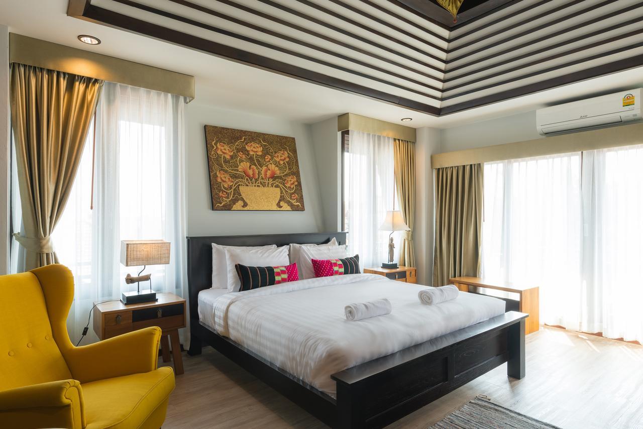 33 Poshtel (Adults Only) Hotel Чиангмай Екстериор снимка