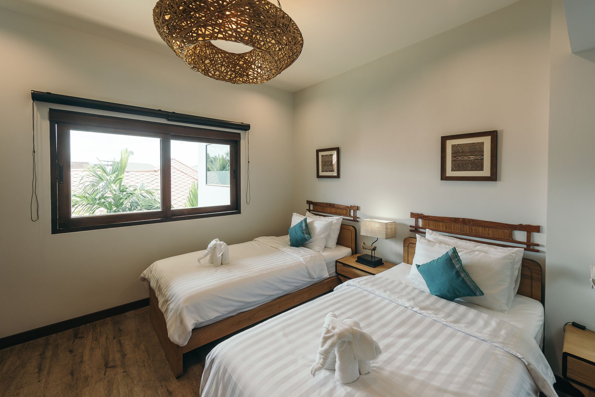 33 Poshtel (Adults Only) Hotel Чиангмай Екстериор снимка